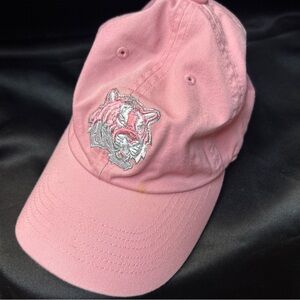 Pink Embroidered Tiger Women's Cap